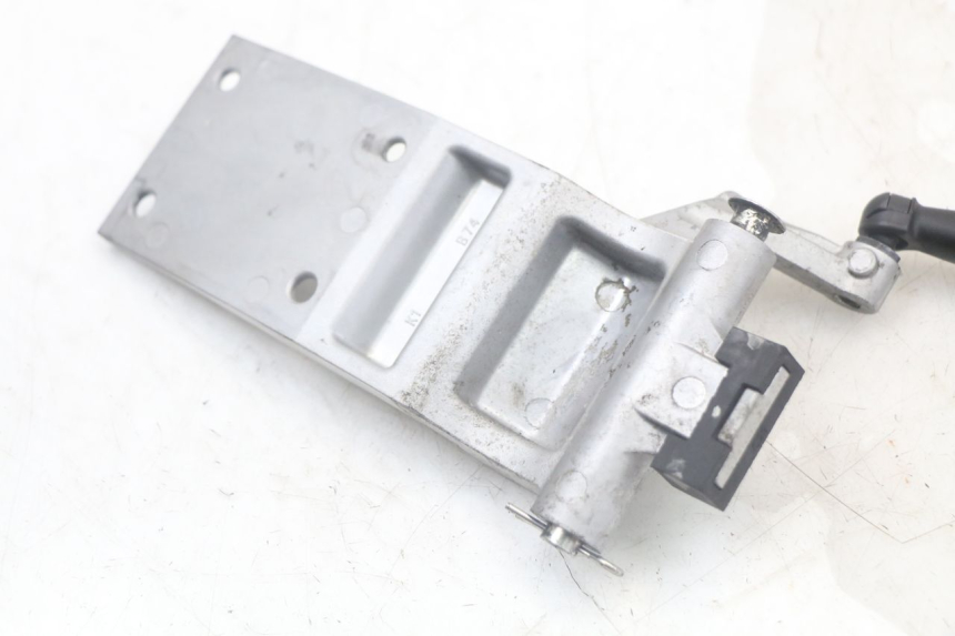 photo de AMMORTIZZATORE BAULE YAMAHA XMAX X-MAX ABS 125 (2017 - 2020) - Zoom sullo stato d'uso