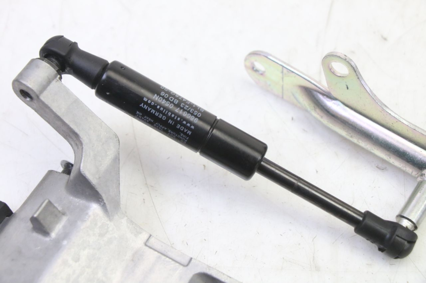 photo de AMMORTIZZATORE  SOTTOSELLA YAMAHA XMAX X-MAX 125 (2021 - 2025) - Zoom sullo stato d'uso