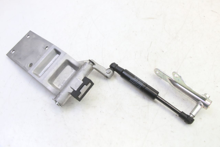 photo de AMMORTIZZATORE  SOTTOSELLA YAMAHA XMAX X-MAX 125 (2021 - 2025) - Primo piano tecnico