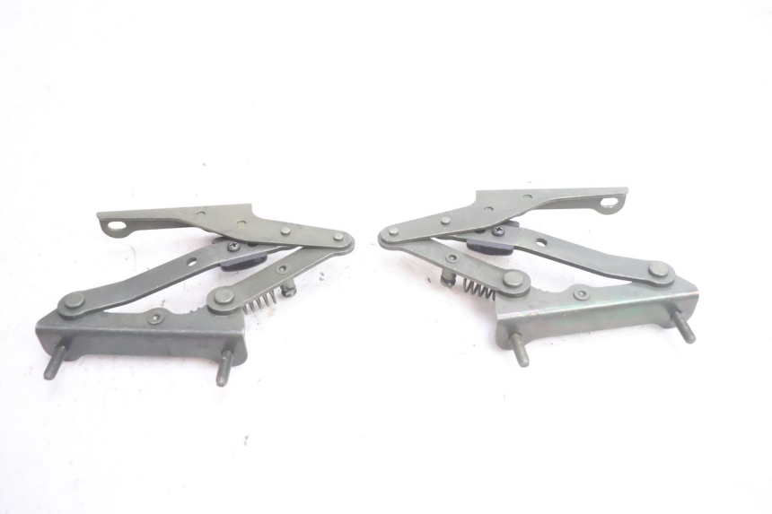photo de Pistone baule PIAGGIO X8 STREET 125 (2006 - 2007) - Vista principale