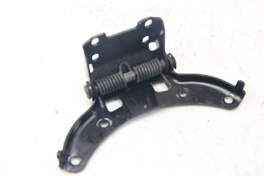 photo de AMMORTIZZATORE SEDILE PIAGGIO VESPA SPRINT 2T 50 (2014 - 2018) - Dettaglio del componente