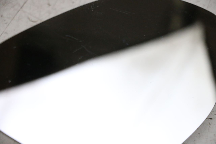 photo de VETRO SPECCHIO DESTRA PIAGGIO X9 EVOLUTION 125 (2003 - 2007) - Zoom sullo stato d'uso