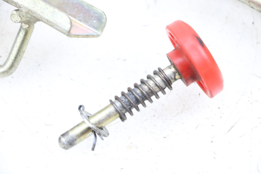 photo de SERRATURA SELLA HYOSUNG GTR 125 (2006 - 2008) - Zoom sullo stato d'uso