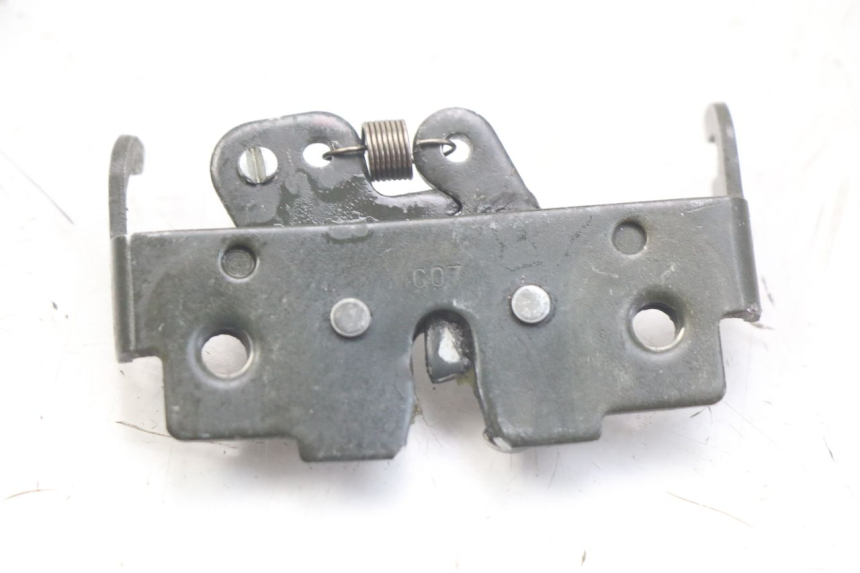 photo de SERRATURA SELLA YAMAHA X-CITY XCITY 125 (2007 - 2013) - Dettaglio del componente