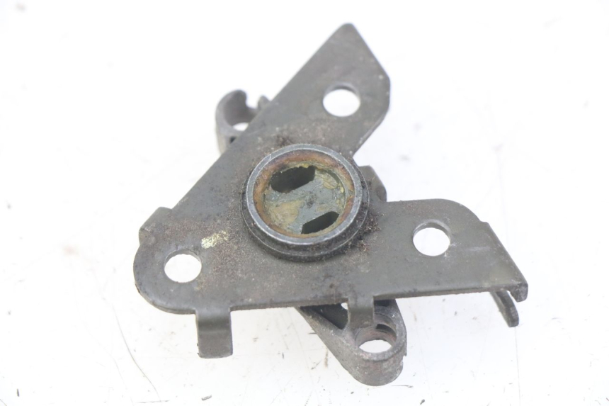 photo de SERRATURA SPORTELLO PEUGEOT DJANGO 2T 50 (2014 - 2019) - Dettaglio del componente