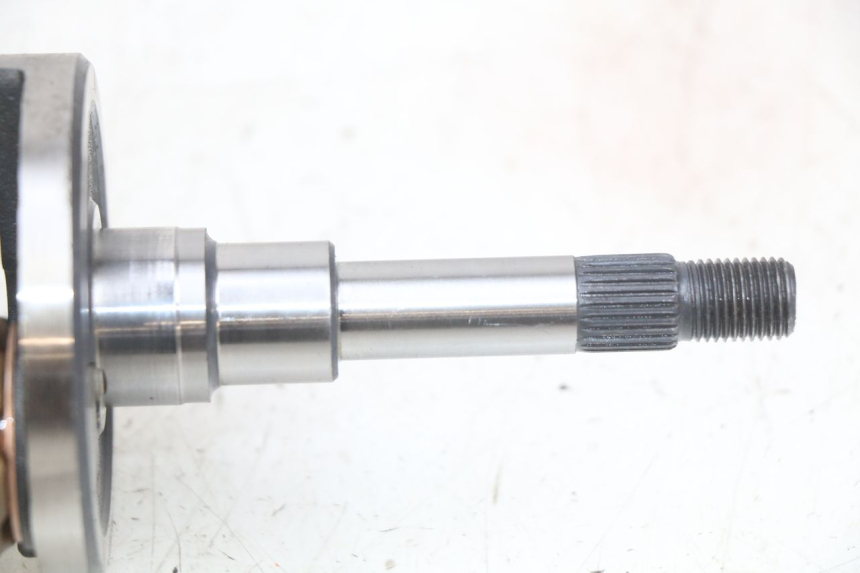 photo de ALBERO MOTORE KYMCO AGILITY NAKED RENOUVO 2T 50 (2011 - 2018) - Vista d'insieme del prodotto