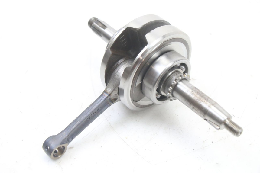 photo de ALBERO MOTORE APOLLO RFZ 125 - Altra angolazione