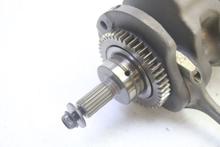 photo de ALBERO MOTORE SUZUKI BURGMAN EXECUTIVE ABS 650 (2006 - 2012) - Dettaglio del componente