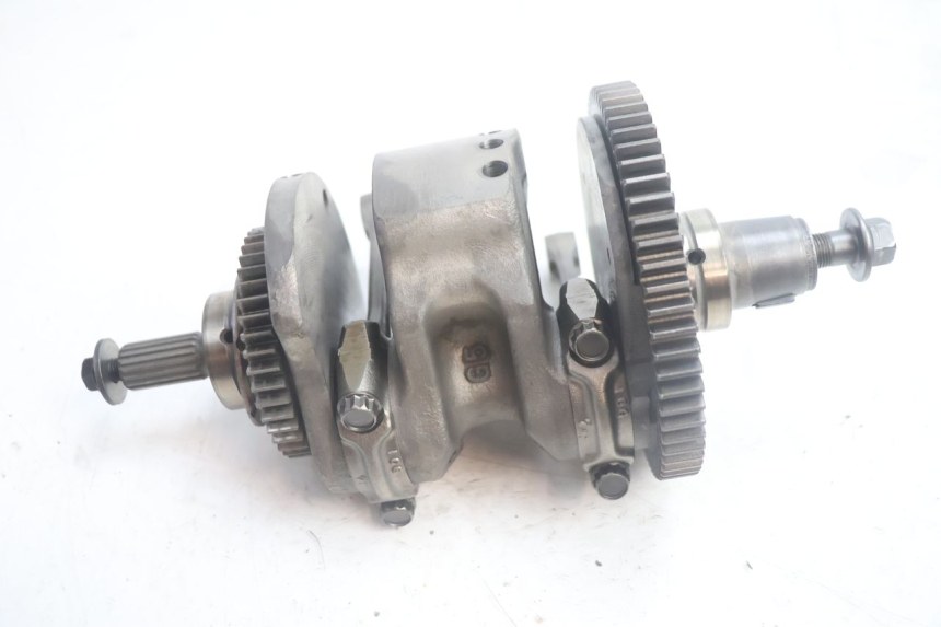 photo de ALBERO MOTORE SUZUKI BURGMAN EXECUTIVE ABS 650 (2006 - 2012) - Caratteristiche distintive