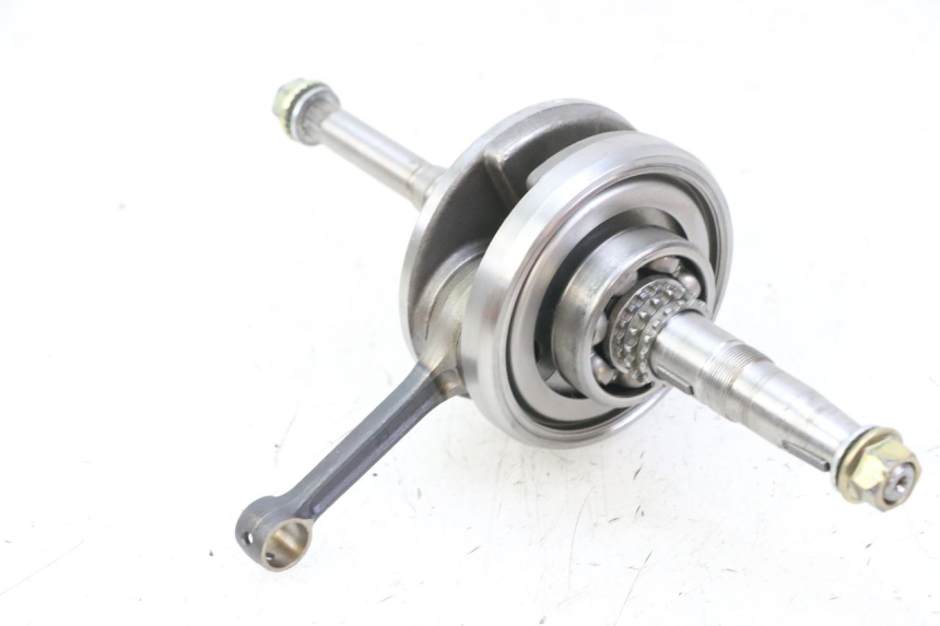 photo de ALBERO MOTORE DAELIM BESBI 125 (2007 - 2008) - Altra vista dell'articolo