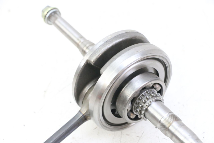 photo de ALBERO MOTORE DAELIM BESBI 125 (2007 - 2008) - Zoom sullo stato d'uso