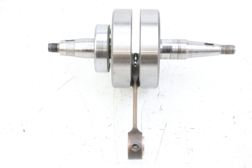 photo de ALBERO MOTORE DERBI SENDA SM DRD X-TREME 50 (2011 - 2017) - Marcature e riferimenti originali