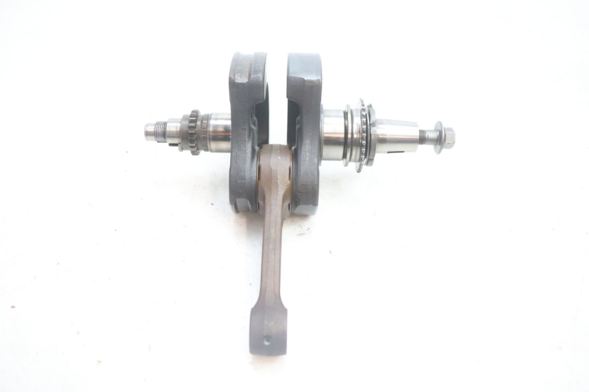photo de ALBERO MOTORE SUZUKI DR S 600 (1985 - 1989) - Vista principale