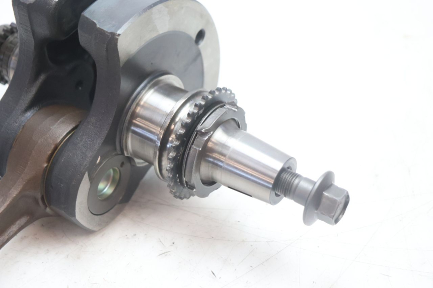 photo de ALBERO MOTORE SUZUKI DR S 600 (1985 - 1989) - Zoom sullo stato d'uso