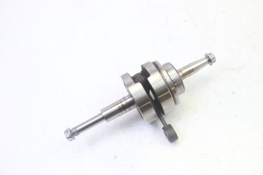 photo de ALBERO MOTORE PEUGEOT ELYSTAR 50 (2002 - 2014) - Dettagli dei punti di fissaggio