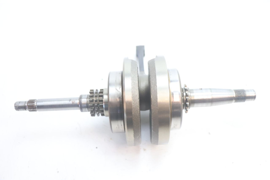 photo de ALBERO MOTORE HONDA FES S-WING SWING ABS 125 (2007 - 2015) - Dettagli dei punti di fissaggio