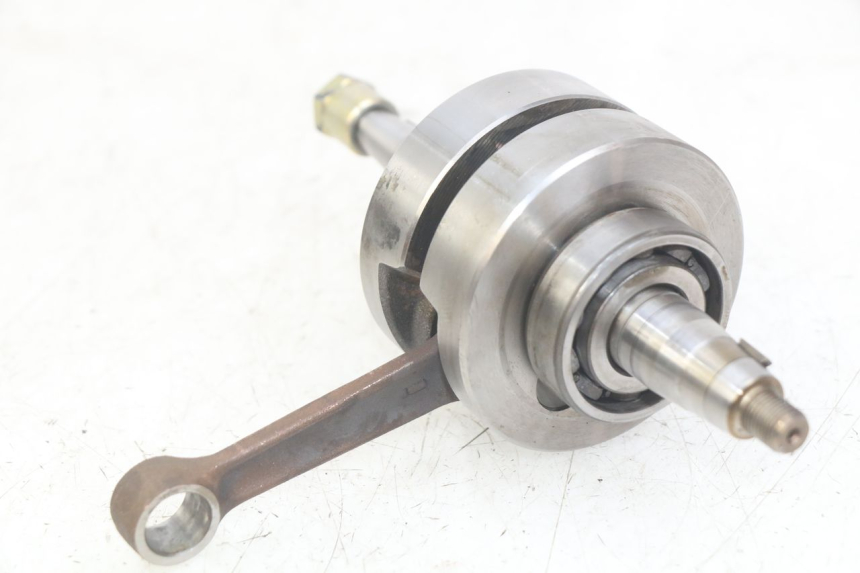 photo de ALBERO MOTORE DERBI GPR 50 (2004 - 2009) - Dettagli dei punti di fissaggio