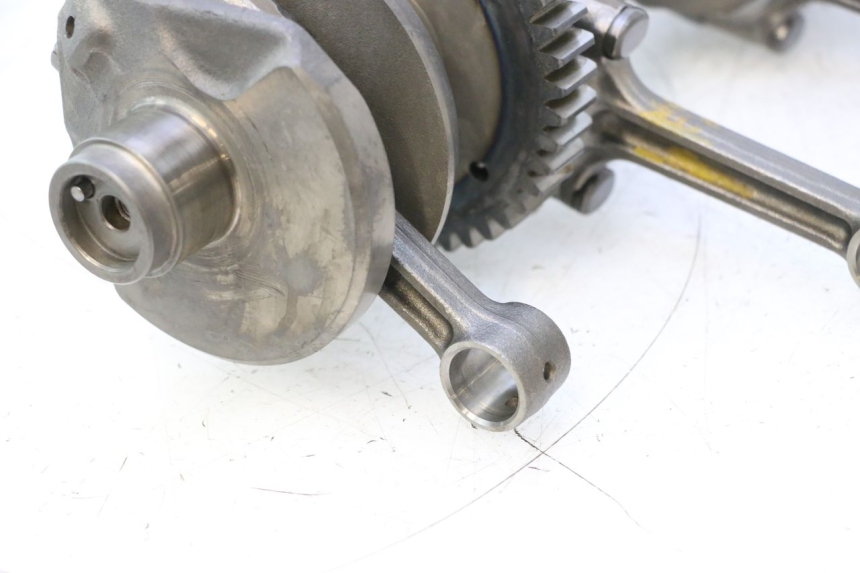 photo de ALBERO MOTORE SUZUKI GSF N BANDIT 1200 (2001 - 2005) - Ricambio usato controllato
