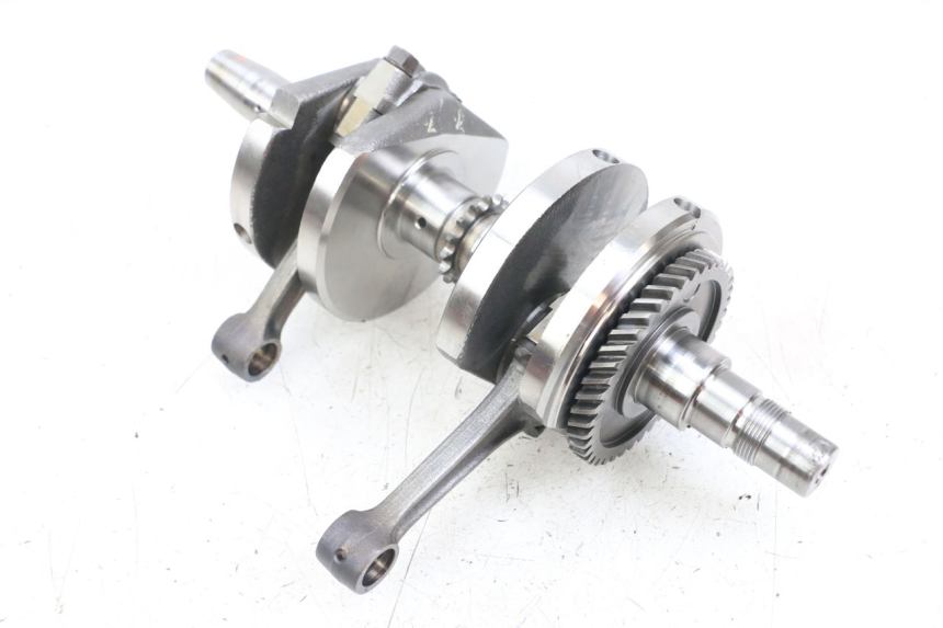 photo de ALBERO MOTORE SUZUKI GSX E 250 (1982 - 1983) - Altra vista dell'articolo