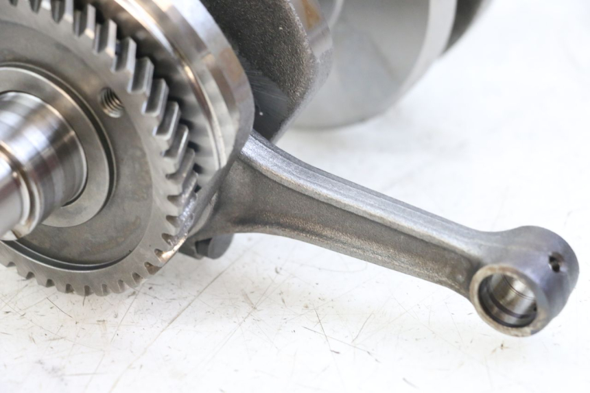 photo de ALBERO MOTORE SUZUKI GSX E 250 (1982 - 1983) - Altra angolazione