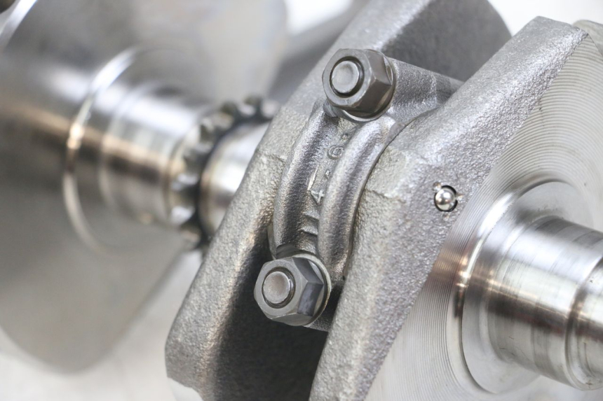 photo de ALBERO MOTORE SUZUKI GSX E 250 (1982 - 1983) - Vista d'insieme del prodotto