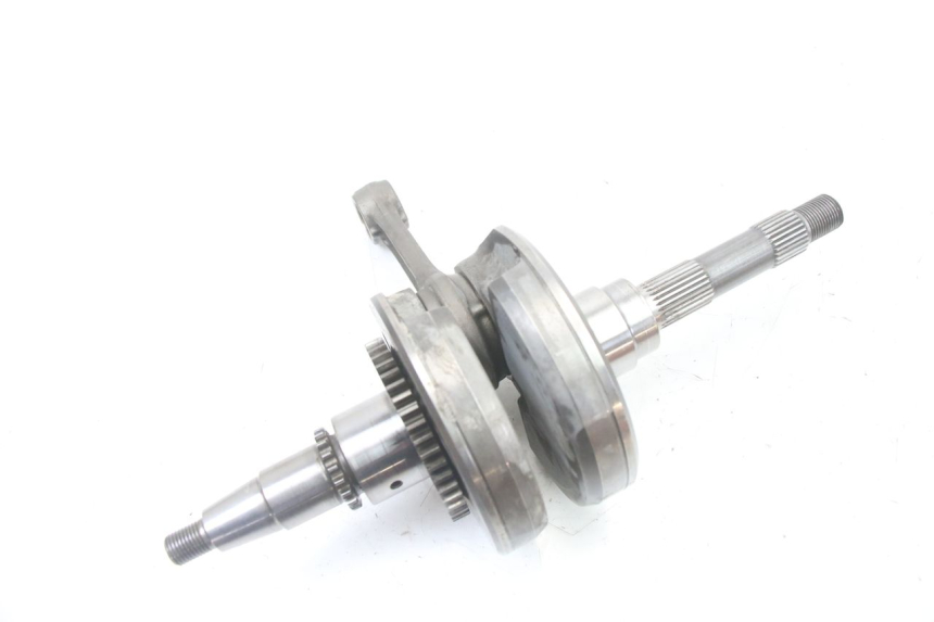 photo de ALBERO MOTORE PIAGGIO MP3 LT 400 (2007 - 2012) - Dettagli dei punti di fissaggio
