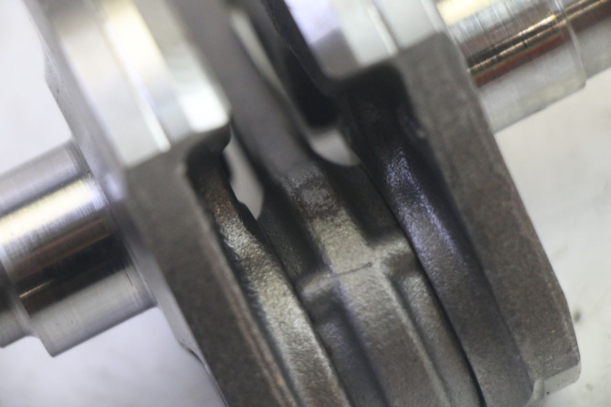 photo de ALBERO MOTORE PIAGGIO MP3 RL 250 (2006 - 2010) - Altra vista dell'articolo