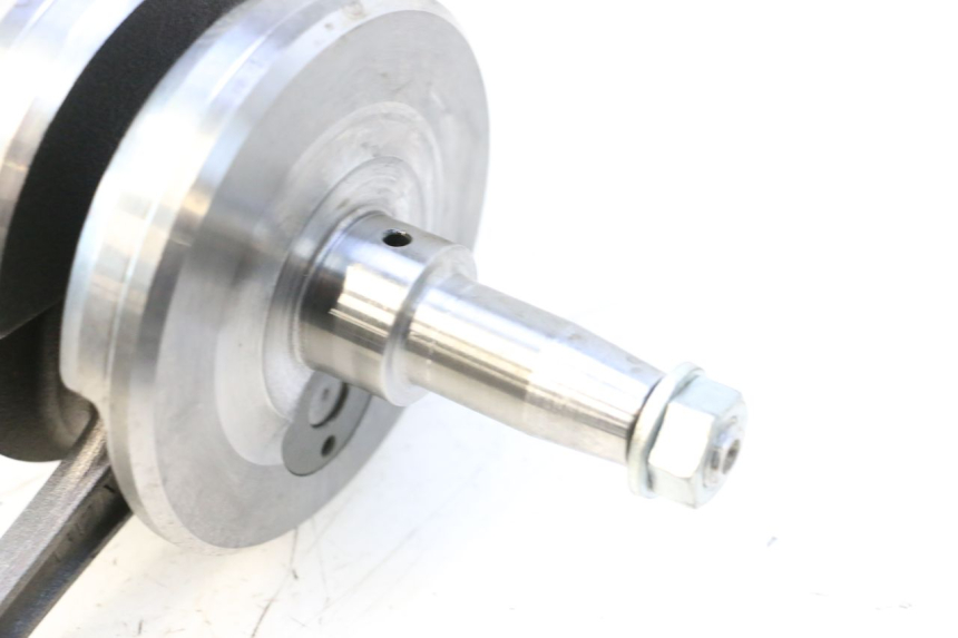 photo de ALBERO MOTORE PIAGGIO MP3 125 (2006 - 2014) - Altra angolazione