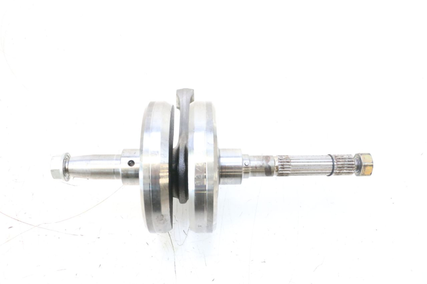 photo de ALBERO MOTORE PIAGGIO MP3 125 (2006 - 2014) - Dettagli dei punti di fissaggio
