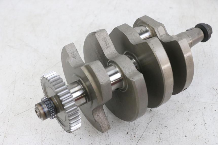 photo de ALBERO MOTORE YAMAHA MT-07 MT07 ABS 700 (2014 - 2017) - Primo piano tecnico