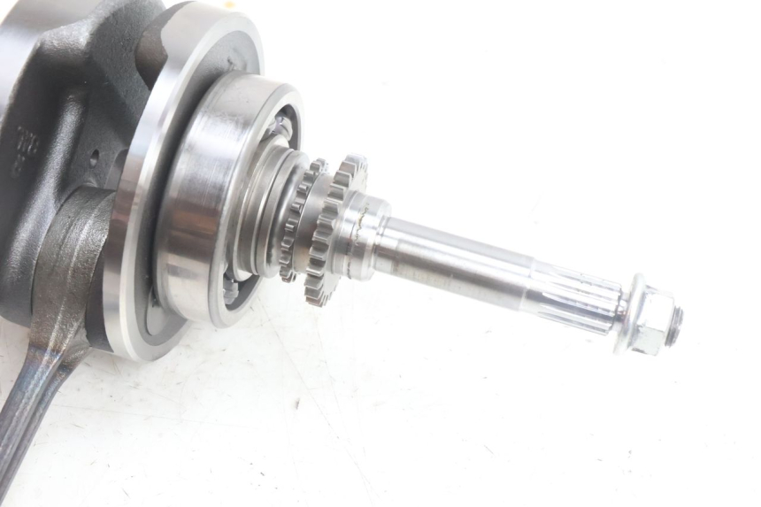 photo de ALBERO MOTORE YAMAHA N-MAX NMAX 125 (2021 - 2024) - Altra angolazione