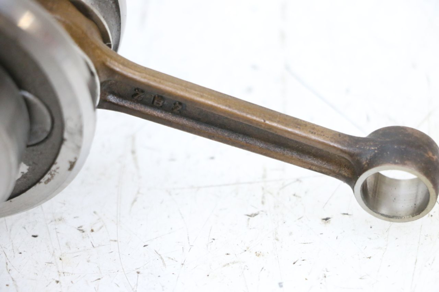 photo de ALBERO MOTORE YAMAHA NEO'S NEOS 2T 50 (1998 - 2007) - Dettagli dei punti di fissaggio