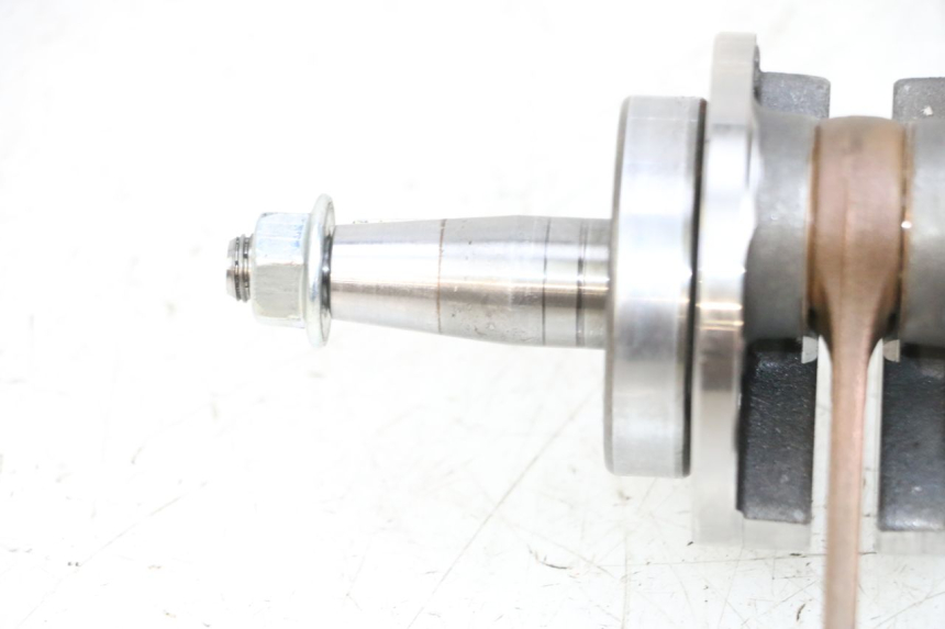 photo de ALBERO MOTORE PIAGGIO NEW TYPHOON 50 (2018 - 2021) - Dettagli dei punti di fissaggio