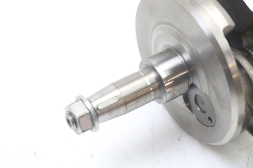 photo de ALBERO MOTORE PIAGGIO X8 125 (2004 - 2007) - Dettaglio del componente