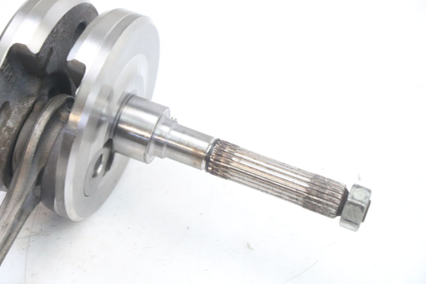 photo de ALBERO MOTORE PIAGGIO X8 125 (2004 - 2007) - Primo piano tecnico