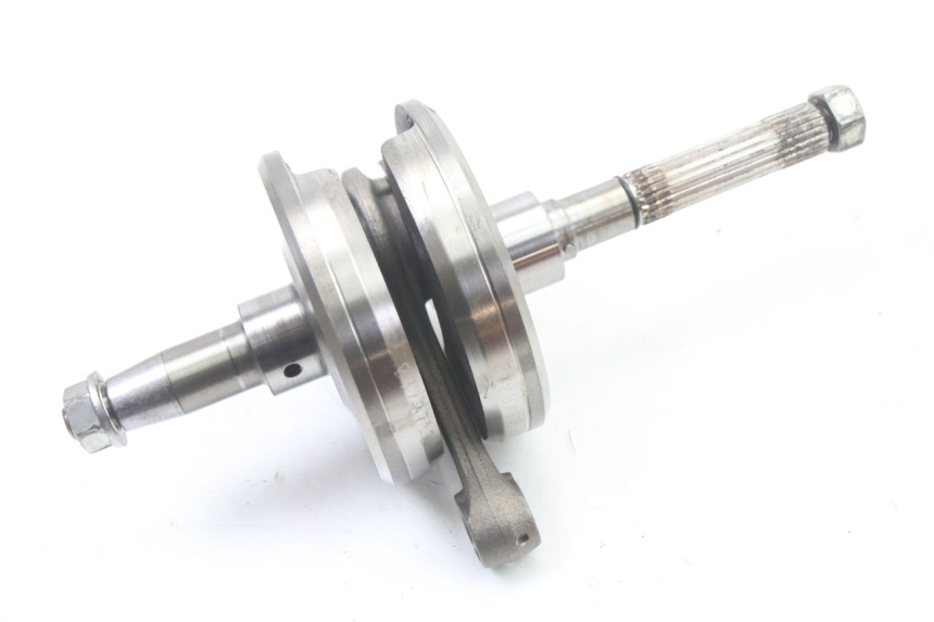 photo de ALBERO MOTORE PIAGGIO X8 125 (2004 - 2007) - Dettagli dei punti di fissaggio