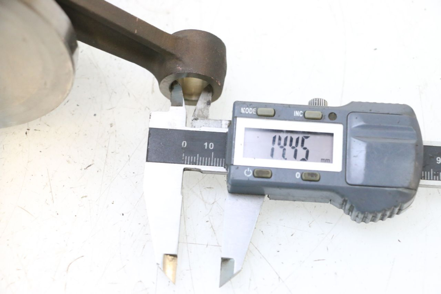 photo de ALBERO MOTORE PEUGEOT SATELIS COMPRESSOR K15 125 (2006 - 2009) - Dettaglio del componente