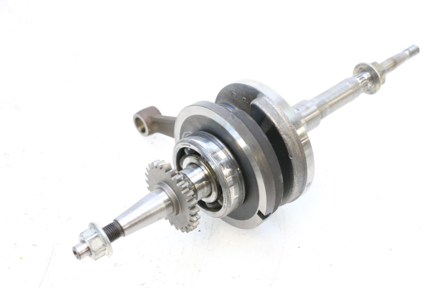 photo de ALBERO MOTORE PEUGEOT SATELIS COMPRESSOR K15 125 (2006 - 2009) - Primo piano tecnico