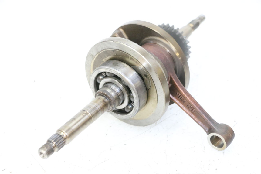 photo de ALBERO MOTORE PEUGEOT SATELIS 125 (2013 - 2018) - Dettagli dei punti di fissaggio