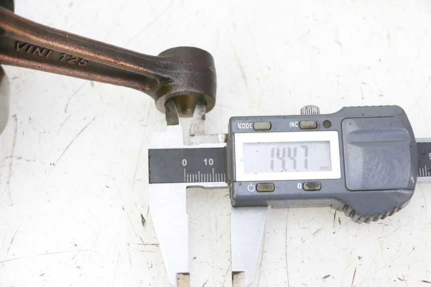 photo de ALBERO MOTORE PEUGEOT SATELIS 125 (2010 - 2012) - Dettaglio del componente