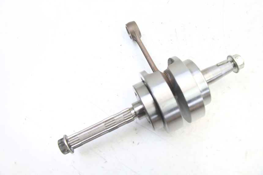 photo de ALBERO MOTORE APRILIA SR 2T 50 (2018 - 2022) - Dettagli dei punti di fissaggio