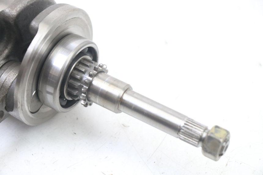 photo de ALBERO MOTORE SYM ORBIT III 3 4T 50 (2018 - 2021) - Altra angolazione