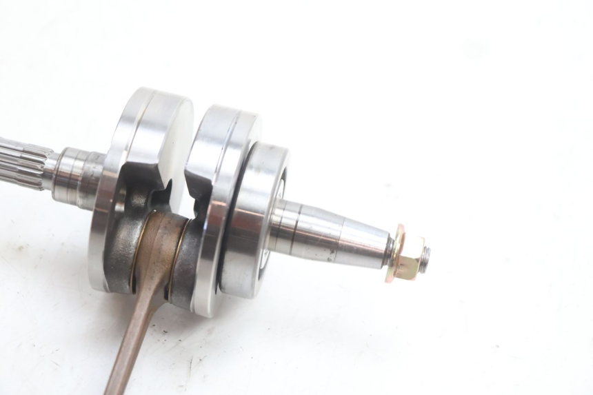 photo de ALBERO MOTORE PIAGGIO TYPHOON 50 (2000 - 2009) - Altra angolazione