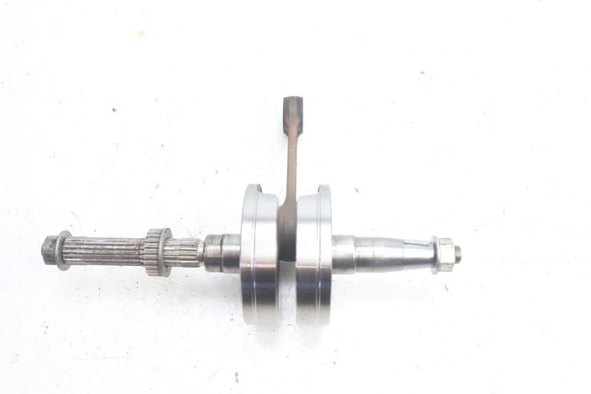 photo de ALBERO MOTORE PIAGGIO VESPA S 2T 50 (2007 - 2014) - Dettagli dei punti di fissaggio