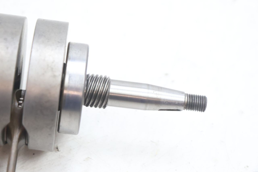 photo de ALBERO MOTORE PEUGEOT VIVACITY 50 (1998 - 2003) - Primo piano tecnico