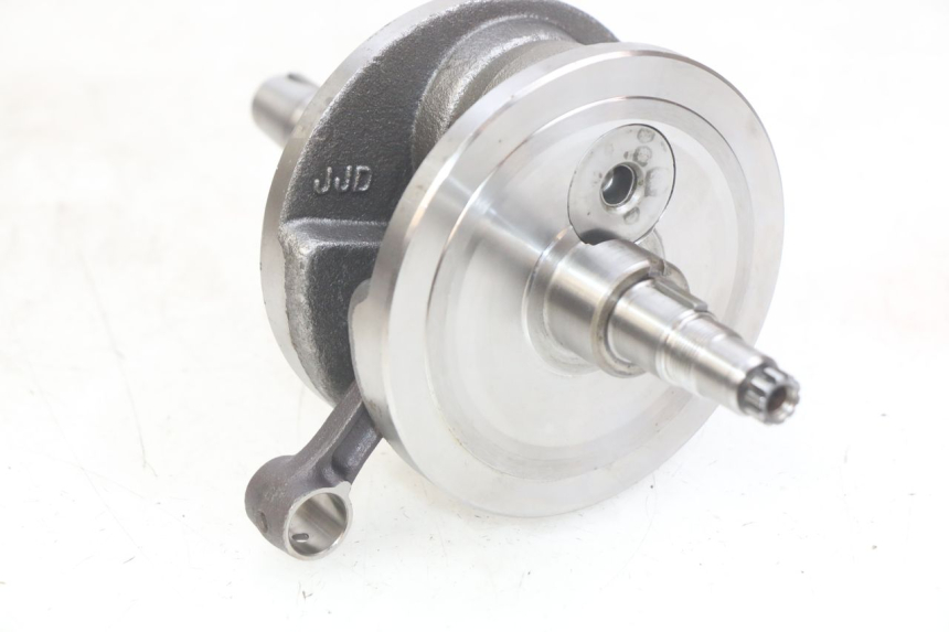 photo de ALBERO MOTORE DAELIM VJ ROADWIN FI 125 (2008 - 2017) - Primo piano tecnico