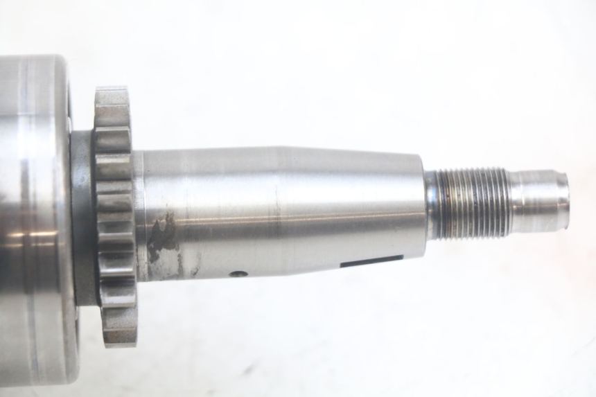 photo de ALBERO MOTORE YAMAHA XMAX X-MAX 125 (2006 - 2009) - Dettagli dei punti di fissaggio