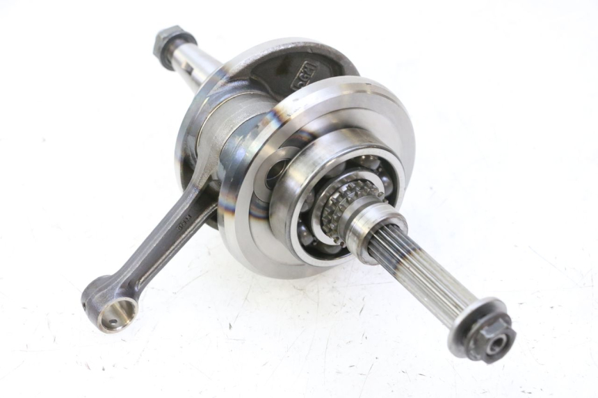 photo de ALBERO MOTORE YAMAHA X-MAX XMAX 250 (2006 - 2009) - Dettagli dei punti di fissaggio