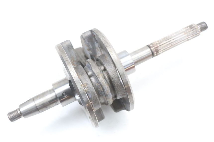 photo de ALBERO MOTORE PIAGGIO X8 125 (2004 - 2007) - Dettagli dei punti di fissaggio