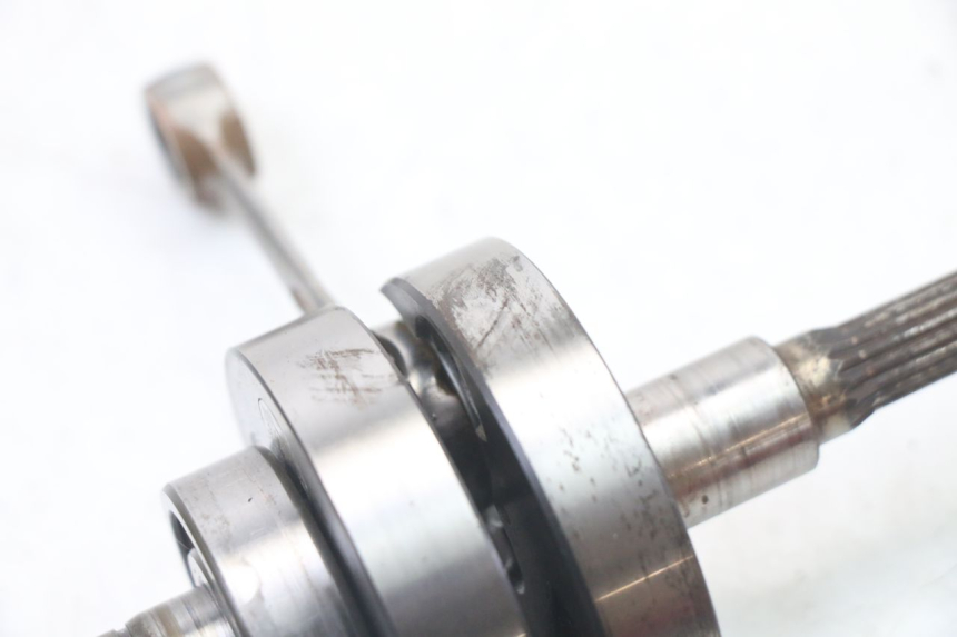 photo de ALBERO MOTORE YAMAHA AEROX 50 (1997 - 2006) - Marcature e riferimenti originali